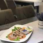 Sidro - Wellness & Restaurant 招待所 塞尔瑟