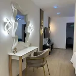 Sidro - Wellness & Restaurant 招待所 3*