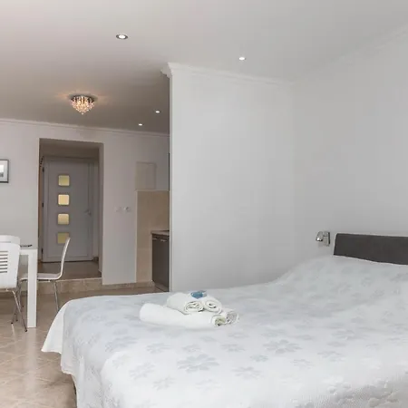 Sidro - Wellness & Restaurant Vendégház